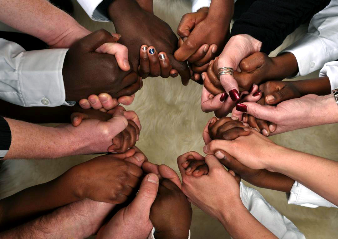 diversity-holding-hands_1